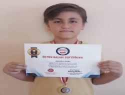 Alpaslan Y�ld�z RESFEBE yar��mas�nda T�rkiye 2'cisi oldu