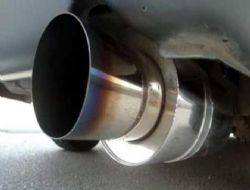 Mut'ta Egzoz patlatan ve ses d�zeni olan ara�lar vatanda�� can�ndan bezdirdi