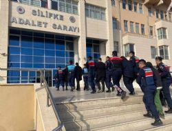 Silifke'de kaçak elektronik sigara operasyonu 6 tutuklama