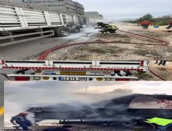 Seyir Halindeki 2 TIR Alev Aldı